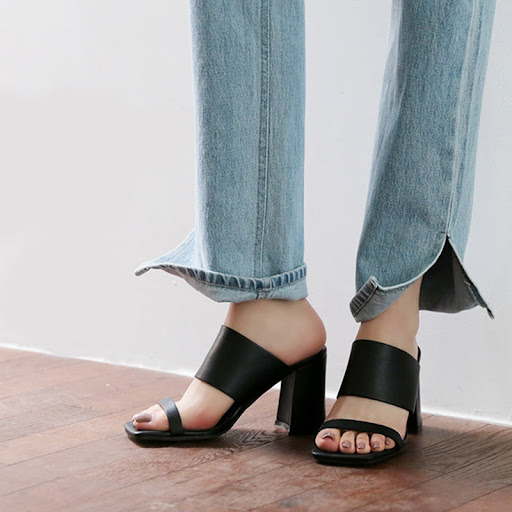 Title 5, Thin black leather outdoor slippers with high h...