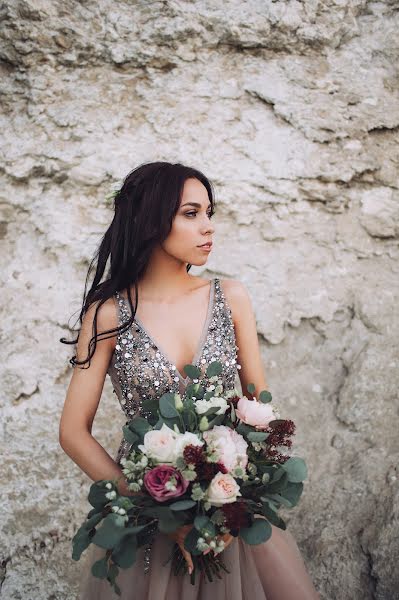 Photographe de mariage Dinara Kurmakaeva (dinakyoller). Photo du 28 mai 2019