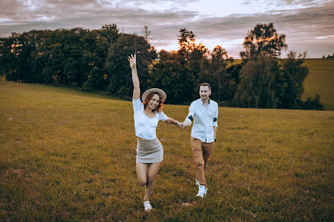 Wedding photographer Barbora Chmelařová (fotobarbora). Photo of 3 April 2023