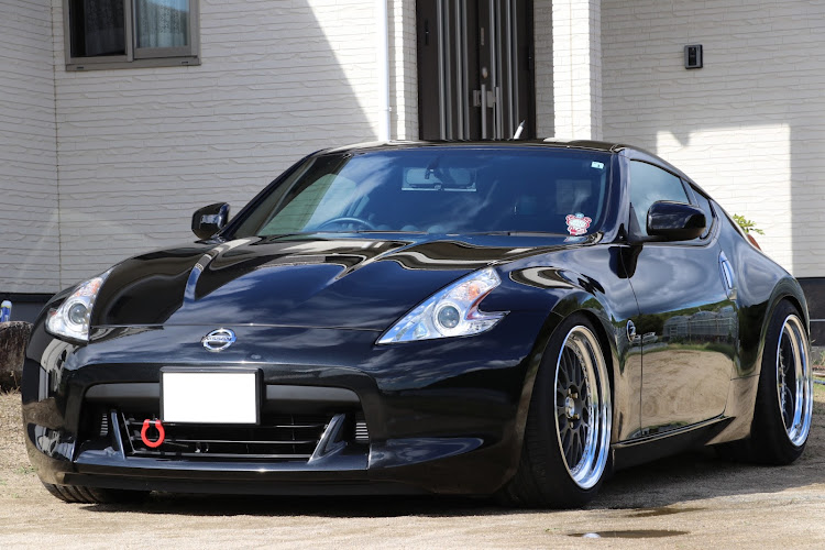 フェアレディZの洗車・DIY・z34・車高短に関するカスタム事例の投稿画像1枚目