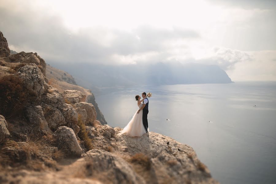 Fotógrafo de casamento Alina Likachenkova (lalinkovaa). Foto de 15 de setembro 2020