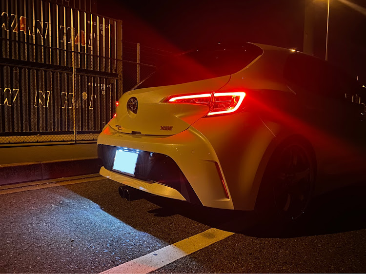 カローラスポーツのカローラスポーツ・ヌルテカ・ドライブ・洗車・イエローフォグに関するカスタム事例の投稿画像4枚目