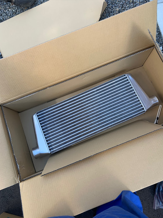 チェイサーのチェイサーJZX100・６月もよろしくお願いします・前置きインタークーラー取付け・北海道・DIYに関するカスタム事例の投稿画像4枚目