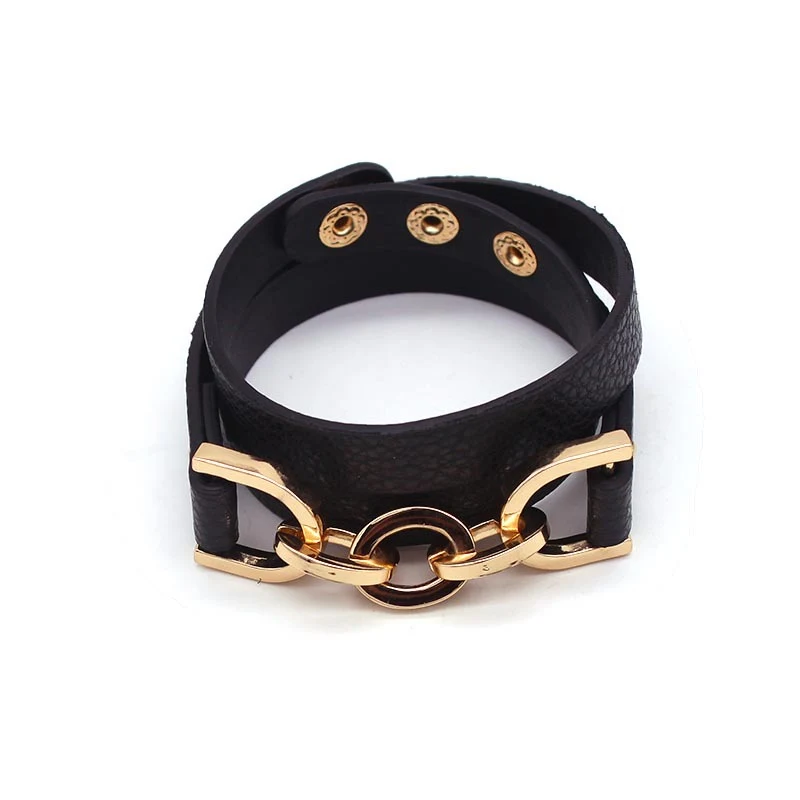 Bracelet européen et américain personnalité géométrique alliage multicolore multicouche cuir. Un accessoire tendance et original pour votre look.
