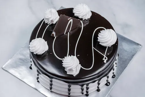 Choco Vanilla Fresh Cream Cake