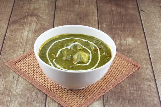 Marwadi Palak Paneer