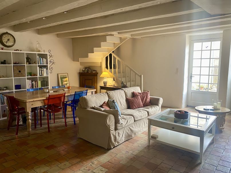 Vente maison 5 pièces 134 m² à Vouzan (16410), 171 000 €