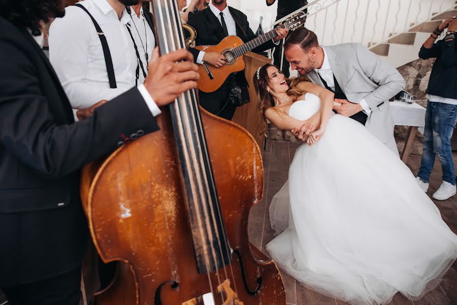 Fotógrafo de casamento Denis Zuev (deniszuev). Foto de 23 de abril 2018