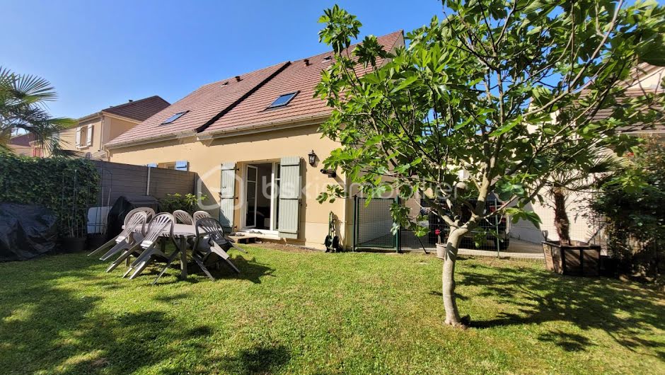 Vente maison 4 pièces 68 m² à Noisiel (77186), 339 000 €