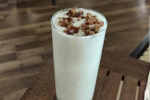 Khajur Milkshake [Serves 1]