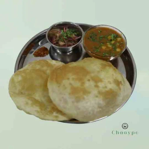 Chole Aur Bhatura