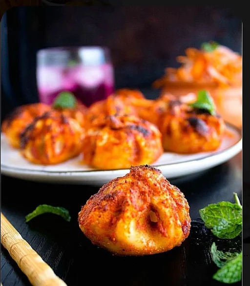 Veg Tandoori Momos With House Momos Chilli Dip And Mayonnaise Dip