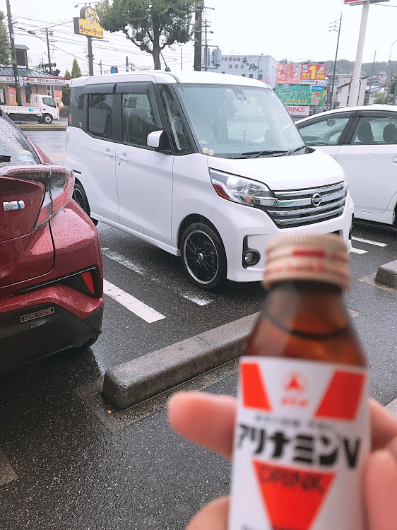 デイズルークスの雨降り・アリナミン・売切れ・頭痛・この車何？に関するカスタム事例の投稿画像2枚目