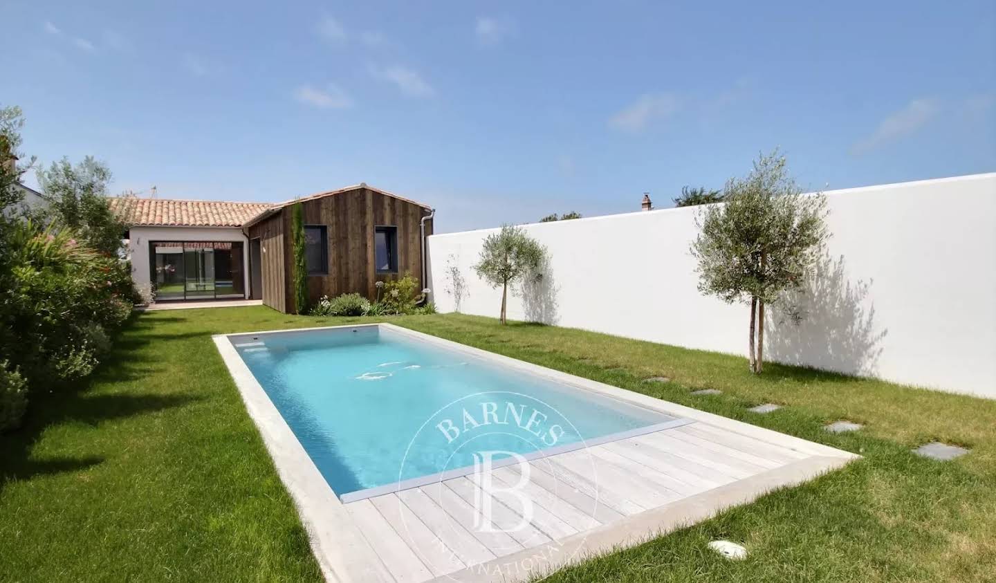 House with pool Sainte-Marie-de-Ré