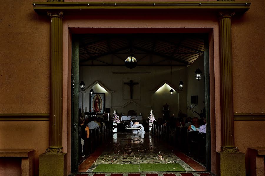 Fotografo di matrimoni John Palacio (johnpalacio). Foto del 5 luglio 2017