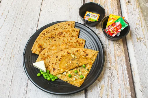 Matar Paneer Paratha