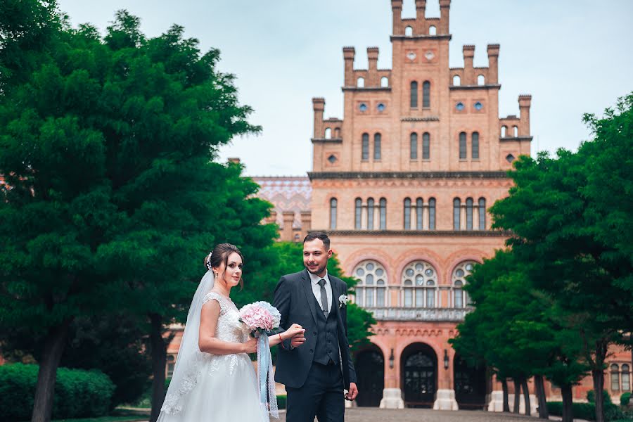 Jurufoto perkahwinan Yaroslav Galan (yaroslavgalan). Foto pada 19 Mei 2019