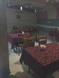 Al- Hafeez Restaurant photo 2