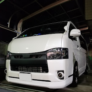 ハイエースバン GDH201V