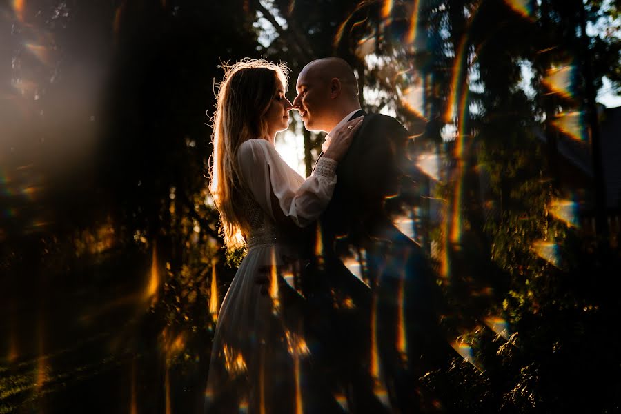 Fotógrafo de casamento Szymon Zabawa (whiteandlight). Foto de 28 de dezembro 2022