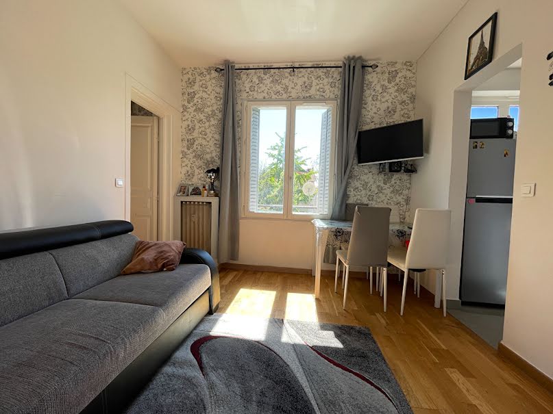 Vente appartement 2 pièces 31 m² à Ris-Orangis (91130), 95 000 €
