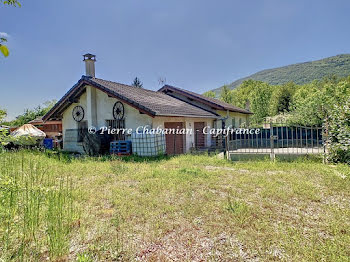 maison à Savigny (74)