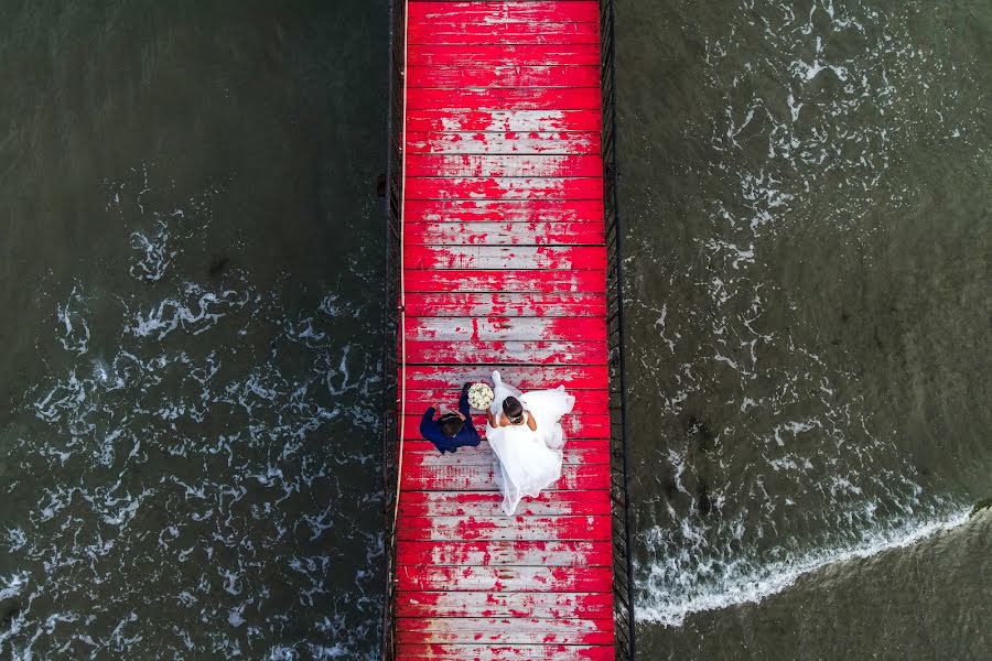 Fotografer pernikahan Maks Bukovski (maxbukovski). Foto tanggal 20 Juli 2022