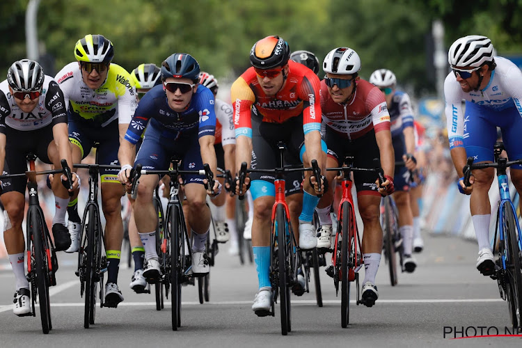 Phil Bauhaus wint na lange sprint in de Tour Down Under: "Op 300 meter van de streep dacht ik: ik ga gewoon"