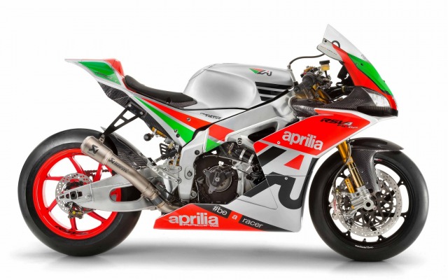 Aprilia RSV4 R FW GP 250HP 5K