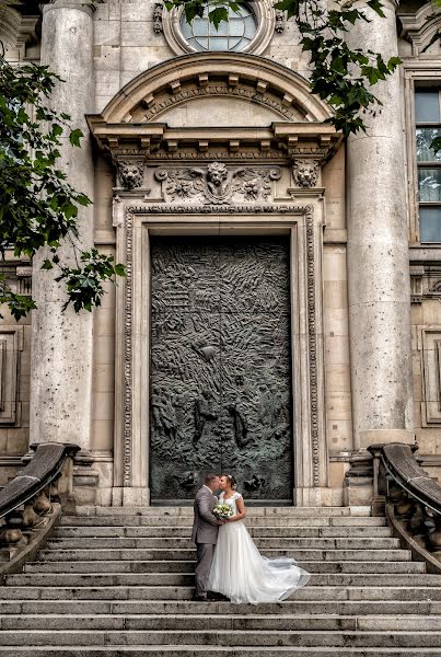 Fotógrafo de casamento Mikhail Miloslavskiy (studio-blick). Foto de 1 de novembro 2022