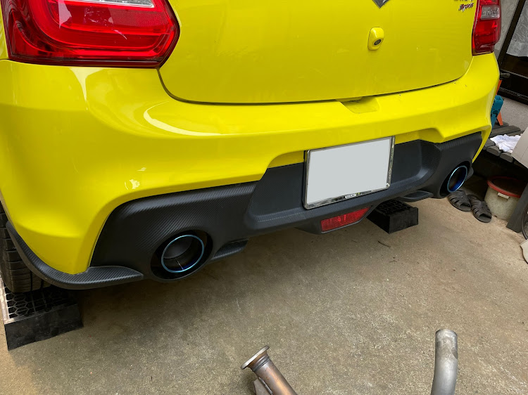 サントウさんが投稿したスイフトスポーツ・ZC33S・マフラー交換・ロッソモデロ・ロッソモデロマフラーに関するカスタム事例の投稿画像5枚目