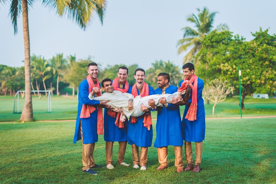 Fotógrafo de casamento Aditya Mahagaonkar (aditya190959). Foto de 18 de abril 2019