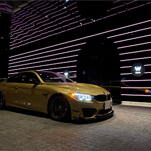 M4 クーペ F82