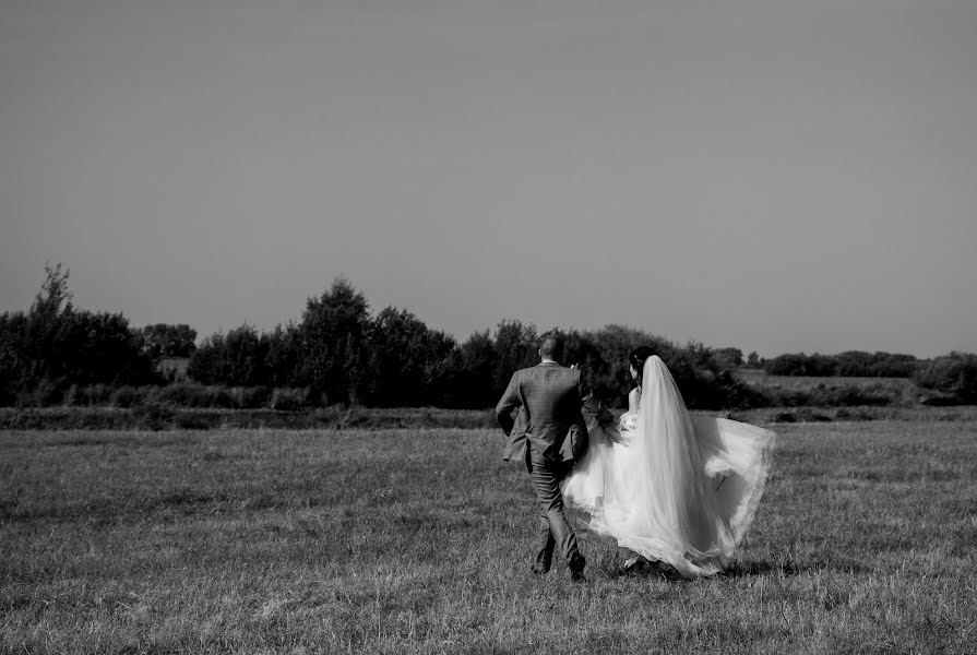 Wedding photographer Stanislav Ivanov (stiviphoto). Photo of 11 June 2021