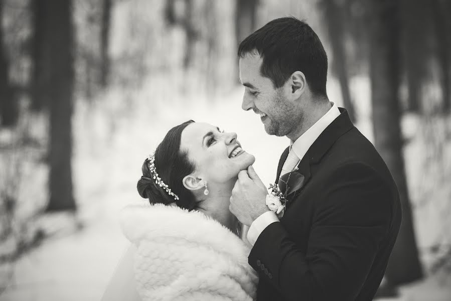 Photographe de mariage Jakub Kramárik (jakubkramarik). Photo du 18 février 2017