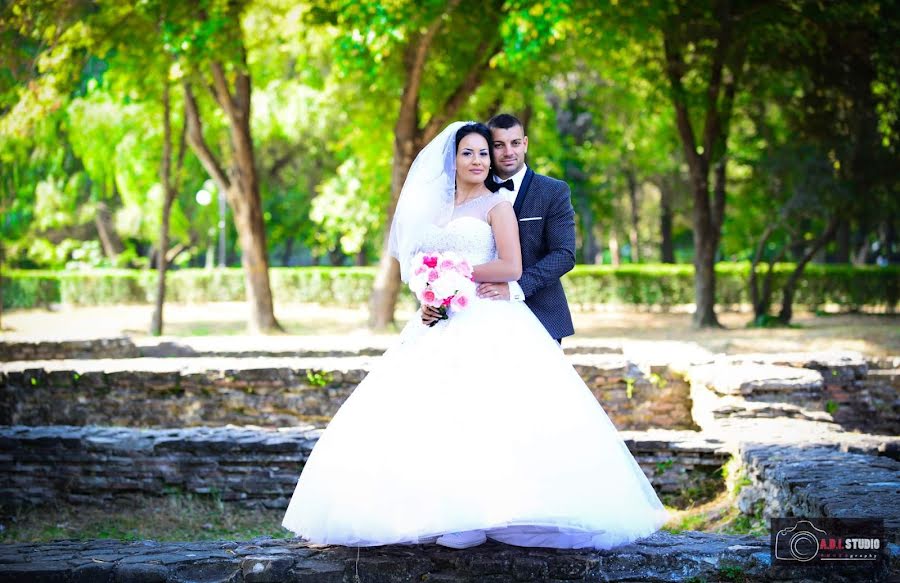 Wedding photographer Adrian Grindei (grindei). Photo of 18 February 2019