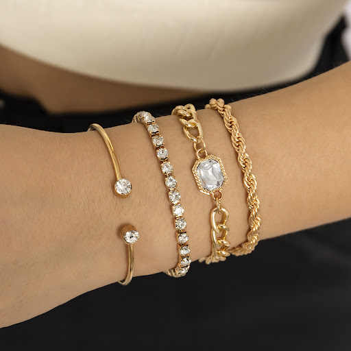 Title 3, Womens Fashion All-match Chain Bracelet, a ver...