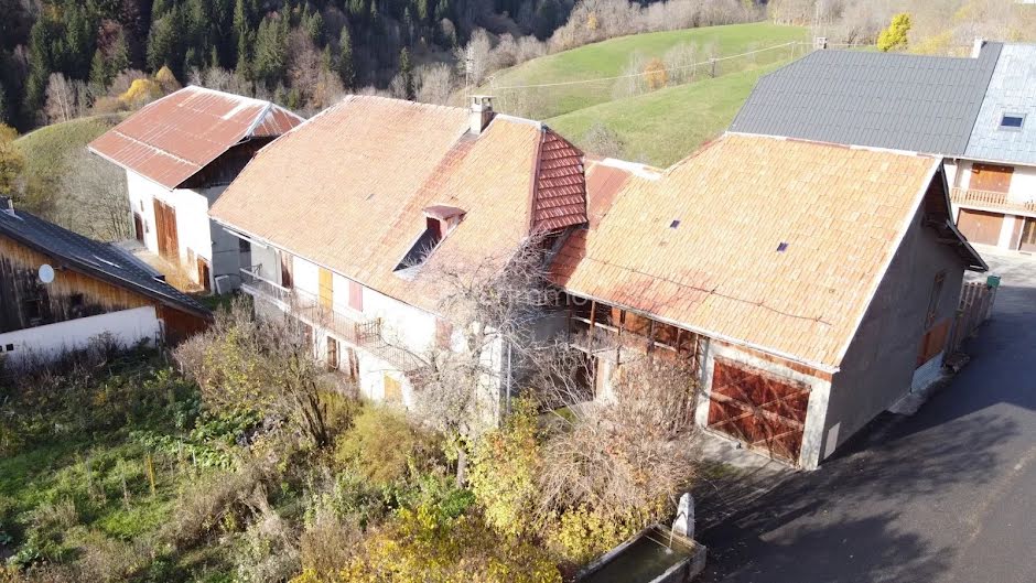 Vente maison 10 pièces 280 m² à Doucy-en-Bauges (73630), 220 000 €