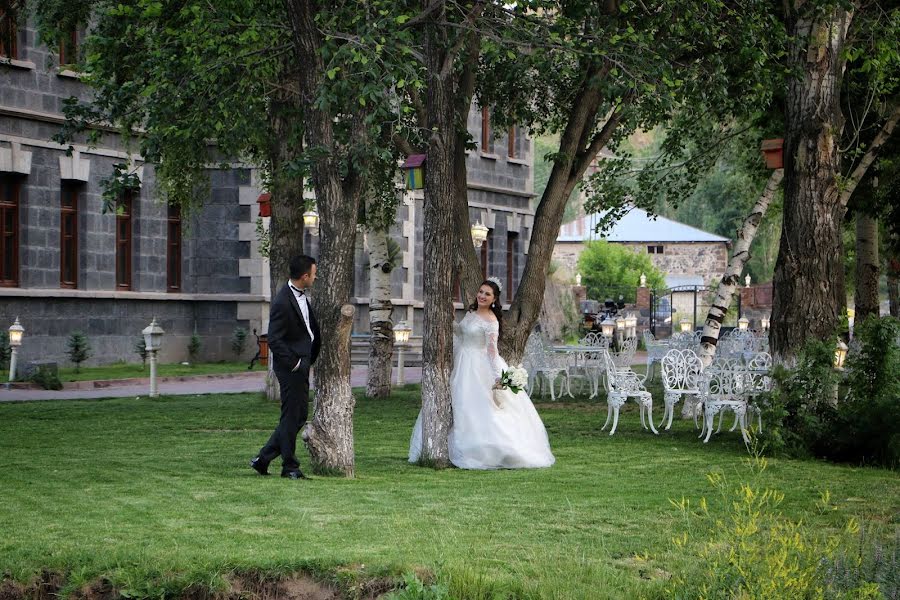Vestuvių fotografas Mert Uluhan (mertuluhan). Nuotrauka 2020 liepos 11