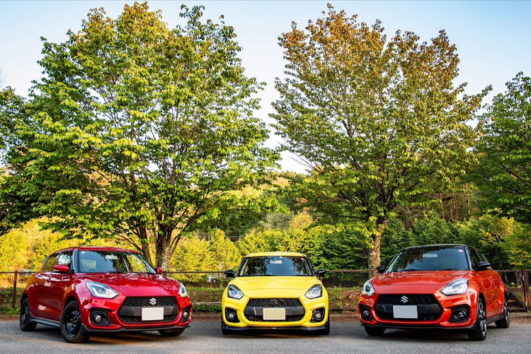 スイフトスポーツのSUPER GTに関するカスタム事例の投稿画像1枚目