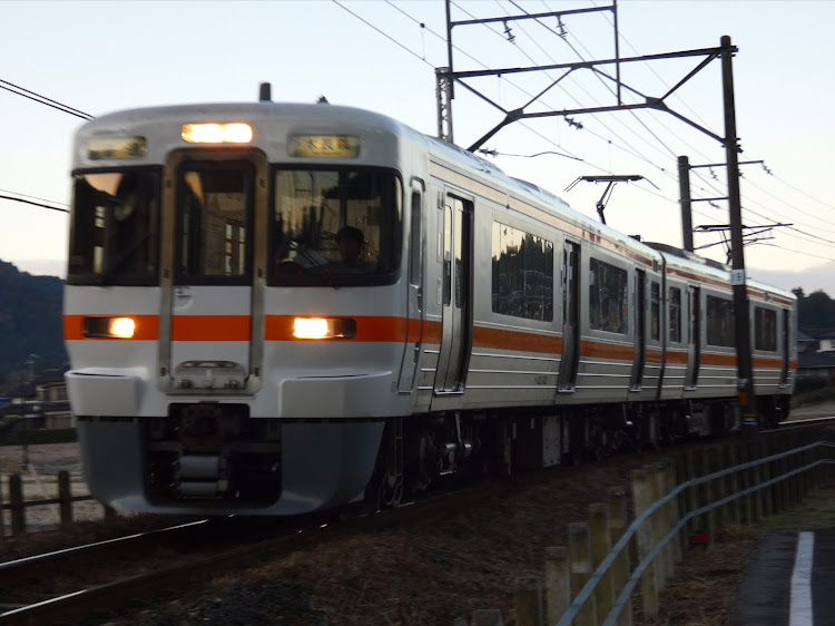 86の鉄道写真活動部・今年もあとわずか・個人的ベストショット・鉄道開業150周年・AIに絵を描いてもらったに関するカスタム事例の投稿画像6枚目