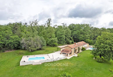 House with pool and terrace 19