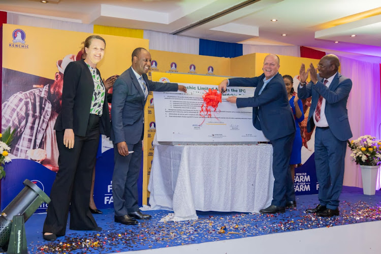 Annie Kneedler USAID TRANSFORM Cargil Chief of Party, Hon. Jonathan Mueke PS State Department for Livestock, Jim Tozer Managing Director Kenchic and Hon. Harry Kimutai PS State Department for Medical Services during Kenchic’s official signing ceremony, marking their recognition by the International Poultry Council, for successfully adopting the council’s antimicrobial stewardship principles.