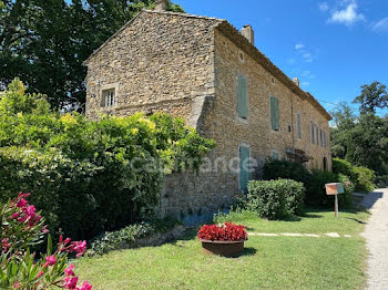 propriété à Saint-Michel-d'Euzet (30)