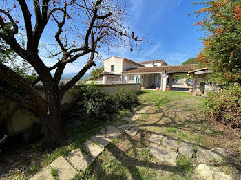 villa à Saint paul de Vence (06)