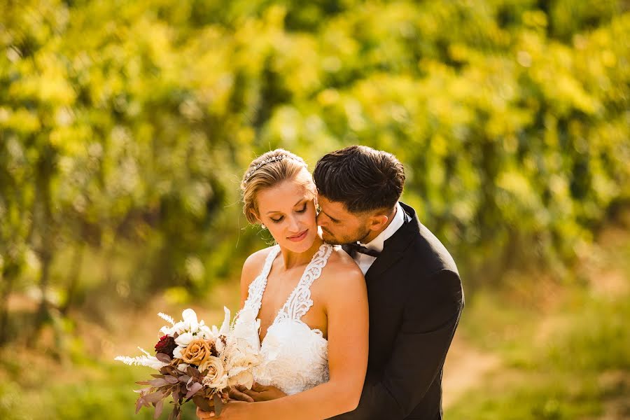 Fotografo di matrimoni Massimiliano Esposito (lightandreams). Foto del 14 aprile 2022