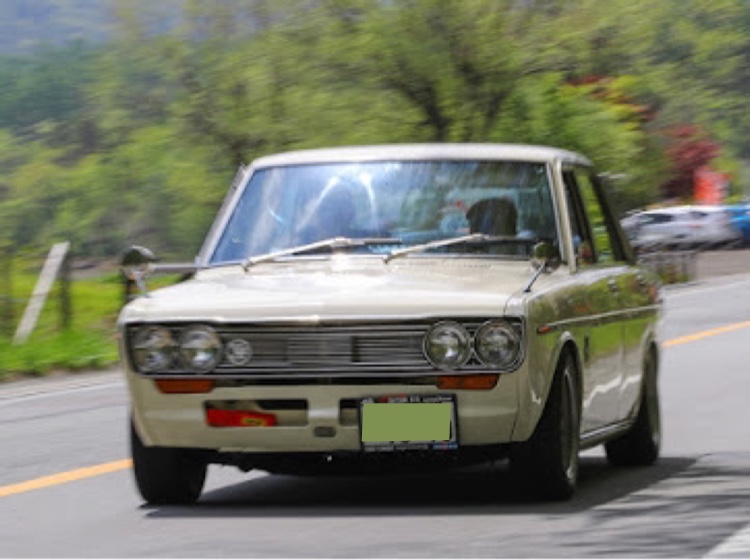 510の旧車はスポーツだ！・左斜め前写真展に関するカスタム事例の投稿画像5枚目