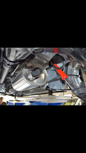 ハイエースバンのハイエース・純正マフラー・ショート加工に関する