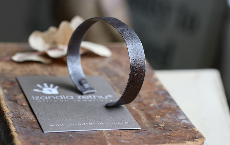 Izandla Yethu Delicate bracelet wins Most Beautiful Object in South Africa Award.