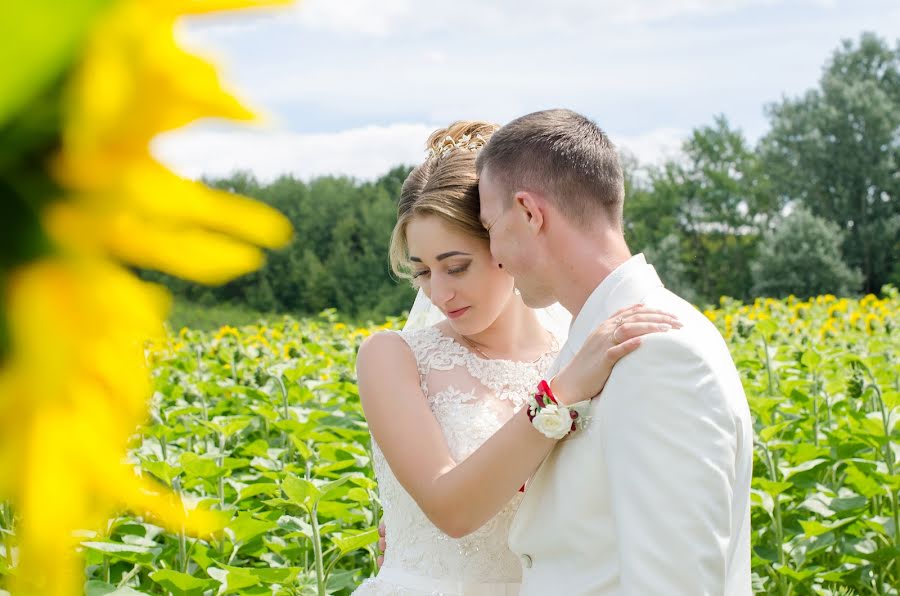 Wedding photographer Nataliya Yakimchuk (natali181). Photo of 31 August 2017